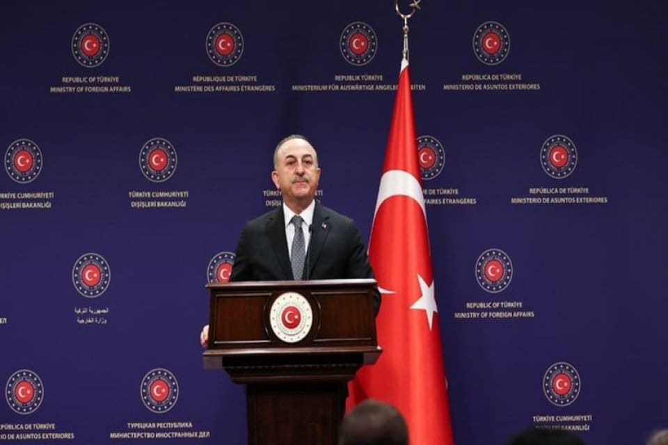 Dışişleri Bakanı Mevl&uuml;t &Ccedil;avuşoğlu, Ermenistan Dışişleri Bakanı Ararat Mirzoyan ile