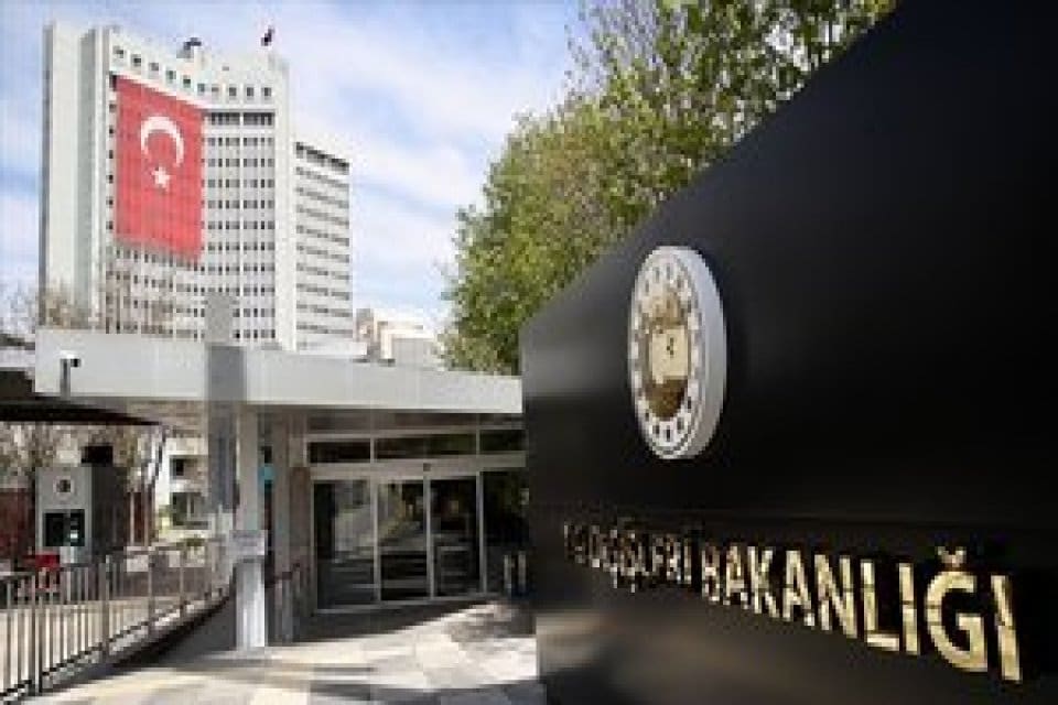 Dışişleri Bakanlığı, AB Komisyonu Raporu'na tepki g&ouml;stererek "AB&rsquo;nin siyasal sistemimize,