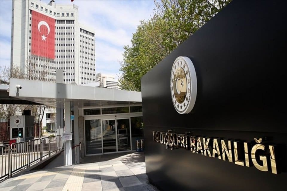 Dışişleri Bakanlığı tarafından yapılan a&ccedil;ıklamada, Kubicki'nin Cumhurbaşkanı Erdoğan'la ilgili hakaretamiz