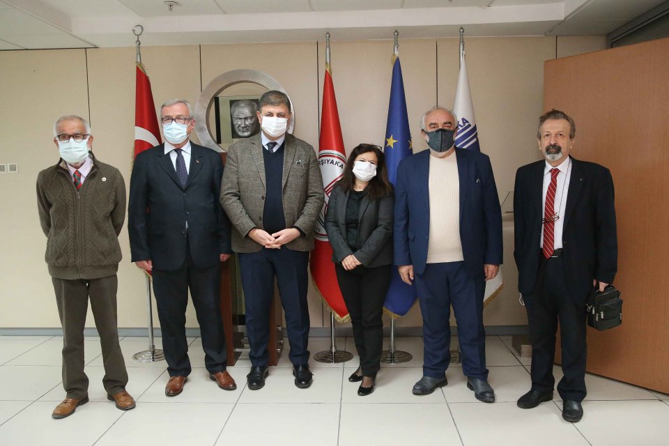 Karşıyaka Disk Emekli- Sen 2 nolu Şube Başkanı Se&ccedil;kin D&ouml;nmez,