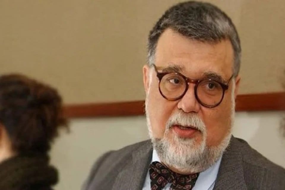 Prof. Dr. Celal Şeng&ouml;r hakkında Diyanet'in şikayet&ccedil;i olmasıyla soruşturma başlatılmıştı.