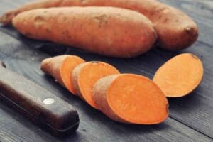 Patates yemeyi &ccedil;ok seviyor ve kilo vermek istiyorsanız tercihiniz mutlaka
