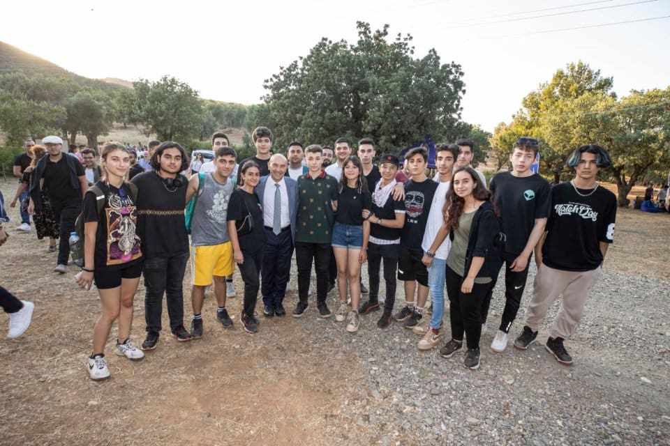 İzmir B&uuml;y&uuml;kşehir Belediye Başkanı Tun&ccedil; Soyer&rsquo;in İzmirlilerin doğa ve ormanlarla