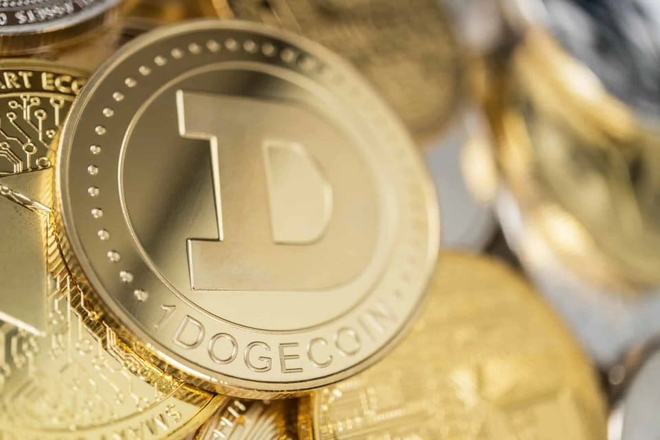 Dogecoin 49.8 milyar dolar değerine y&uuml;kselerek Ford Motor Company'den ile