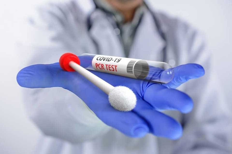 Doktor Erg&uuml;n Demir, aşı olmayanlara getirilen PCR testi zorunluluğunun &ldquo;test