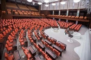 Yeni yasama yılının başlamasıyla birlikte 34 milletvekiline ait 65 dokunulmazlık