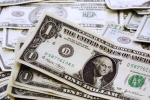 Dolar/TL, 19,69 seviyesinden işlem görüyor. Dolar kurunun önceki kapanışı 19,65