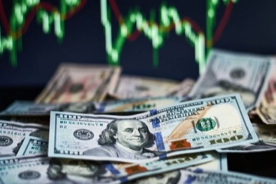 &nbsp; Dolar kuru en son ne kadar oldu? Bankalar arası
