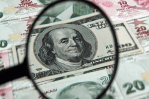 D&uuml;n g&uuml;n i&ccedil;inde 8,45 seviyesi yakınında işlem g&ouml;ren Dolar/T&uuml;rk Lirası