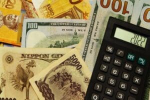 Japon Yeni, ABD Doları karşısında 1998 yılındaki seviyesine d&uuml;şt&uuml;. H&uuml;k&uuml;met
