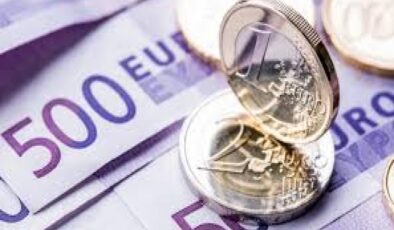 Döviz atakları sürüyor… Euro'da yeni rekor!