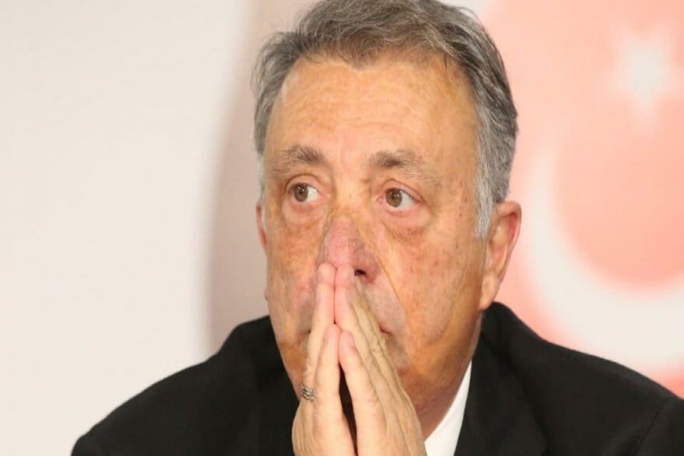 Beşiktaş Başkanı Ahmet Nur &Ccedil;ebi, d&ouml;viz kurundaki artışın ve TL'nin