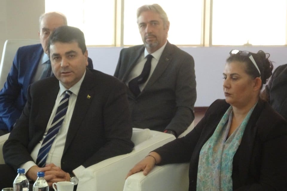 Demokrat Parti (DP) Genel Başkanı G&uuml;ltekin Uysal, T&uuml;rkiye'nin tarihi kavşağa