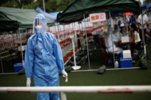 D&uuml;nya Sağlık &Ouml;rg&uuml;t&uuml; (DS&Ouml;), Avrupa Direkt&ouml;r&uuml; Hans Kluge, salgının yaklaşık