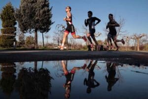 İzmir B&uuml;y&uuml;kşehir Belediyesi&rsquo;nin organizasyonunu &uuml;stlendiği Duatlon İzmir T&uuml;rkiye Şampiyonası başladı.