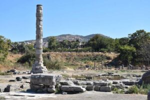 İzmir'in Sel&ccedil;uk il&ccedil;esinde, antik d&uuml;nyanın 7 harikasından biri olduğu belirtilen