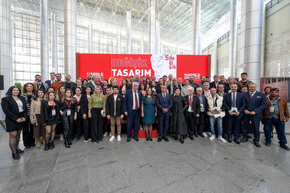 İzmir B&uuml;y&uuml;kşehir Belediyesi tarafından d&uuml;zenlenen 2. İzmir Uluslararası Portre Karikat&uuml;r