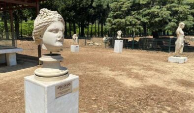 Dünyanın en eski kehanet merkezinde kült heykeller restore edilecek
