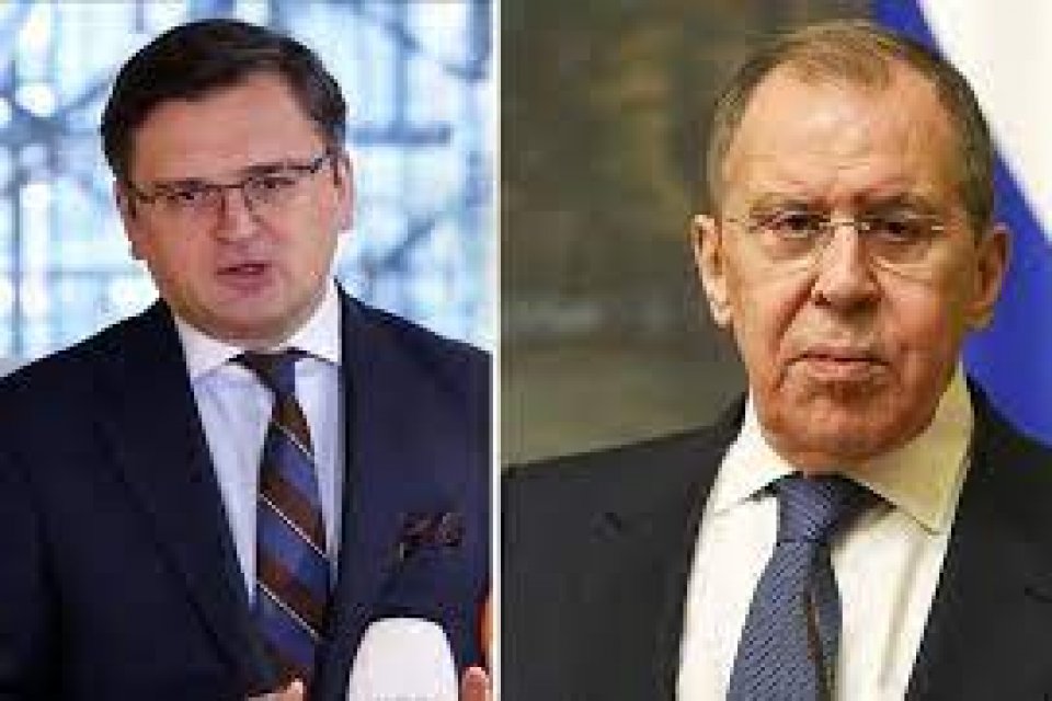 D&uuml;nyanın g&ouml;z&uuml; bug&uuml;n T&uuml;rkiye'de, Antalya'da yapılacak olan Rusya ve Ukrayna