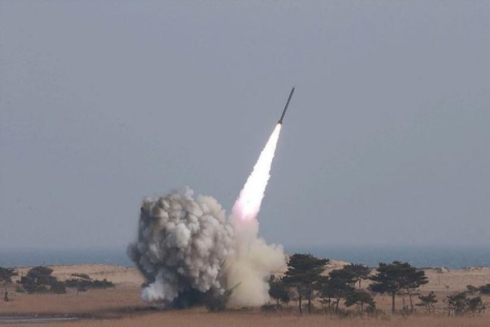 Dünyanın gözü Ukrayna’dayken Kuzey Kore yine füze fırlattı Japonya hükümeti, Kuzey Kore'nin balistik füze olduğu düşünülen yeni bir