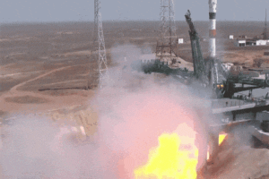 NASA astronotu Mark Vande Hel ile Rus kozmonotlar Oleg Novitskly