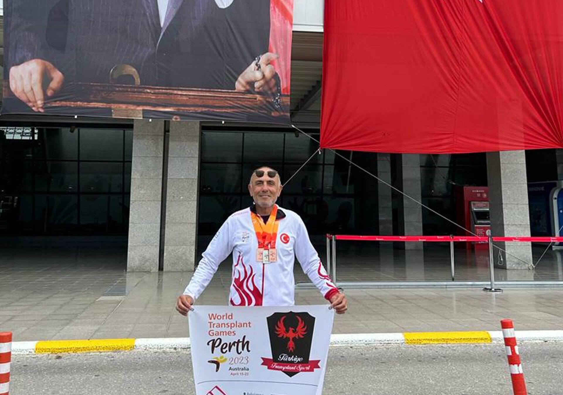 Yaşadığı onur ve sevincin çok büyük olduğunu belirten Erdoğan, “Gururlu