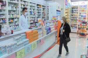İstanbul Eczacı Odası'ndan yapılan yazılı açıklamada, 46 bini aşkın eczacının