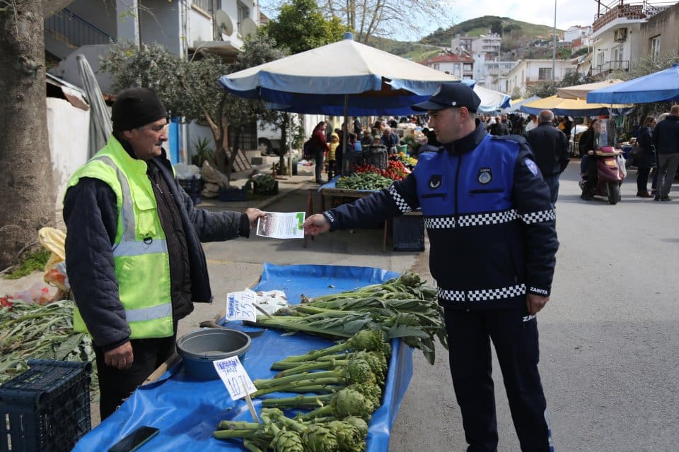 Efes Sel&ccedil;uk Belediyesi &ldquo;Pazardan Doğaya&rdquo; Projesi ile pazardan &ccedil;ıkan yeşil