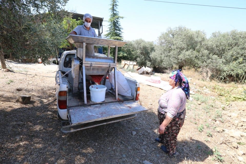 Efes Sel&ccedil;uk Belediyesi, kentte yaşayan kadınların hayatını kolaylaştırmak i&ccedil;in bu