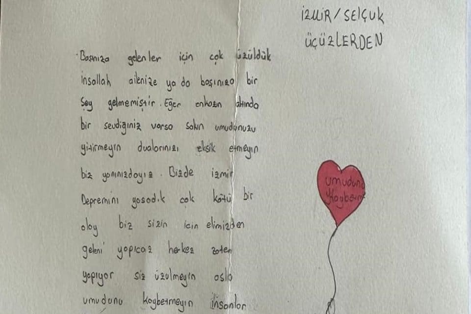 Adana B&uuml;y&uuml;kşehir Belediye Başkanı Zeydan Karalar, Efes Sel&ccedil;uk&rsquo;tan gelen yardım