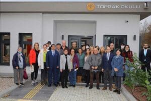 Efes Tarlası Yaşam K&ouml;y&uuml; Toprak Okulu&rsquo;nda &ldquo;Zeytinyağında Kalite Fakt&ouml;rleri ve
