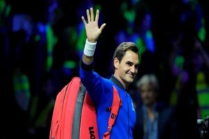 Tenisin efsane ismi Roger Federer, 24 yıllık kariyerini ezeli rakibi