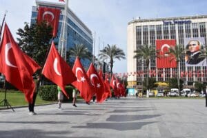Ege&nbsp;B&ouml;lgesi'nde 23 Nisan Ulusal Egemenlik ve &Ccedil;ocuk Bayramı t&ouml;renlerle kutlandı.