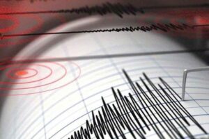 Aydın'ın Kuşadası a&ccedil;ıklarında 3.6 şiddetinde deprem meydana geldi. AFAD verilerine