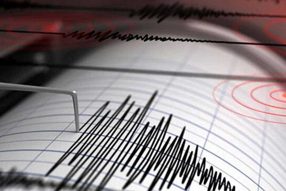 Muğla'nın Dat&ccedil;a il&ccedil;esi a&ccedil;ıklarında, Richter &ouml;l&ccedil;eğine g&ouml;re 5.3 b&uuml;y&uuml;kl&uuml;ğ&uuml;nde deprem