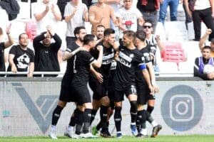 Altay'ın gollerini 7'nci dakikada Ceyhun, 59'uncu dakikada Paixao ve 90'ıncı