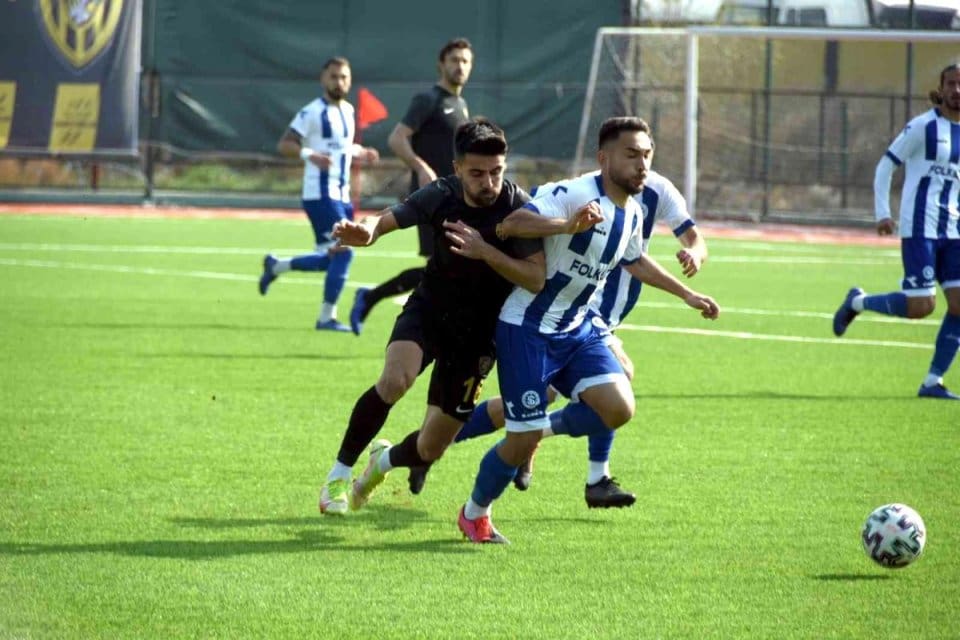 B&ouml;lgesel Amat&ouml;r Lig'de normal sezon yarın oynanacak m&uuml;sabakalarla tamamlanacak. Ege