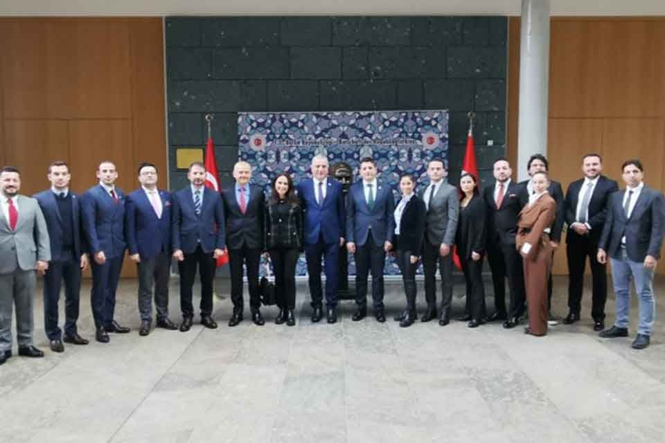 EGİAD İzmir &ndash; Berlin iş d&uuml;nyası ortaklığını derinleştirmek amacıyla Berlin&rsquo;e