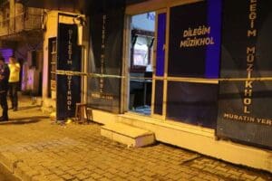 Olay, saat 02.00 sıralarında Kamil Tunca Caddesi numara 25&rsquo;te meydana