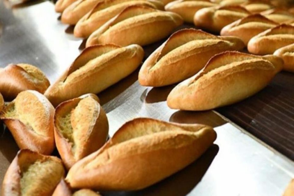 Cumhurbaşkanı Tayyip Erdoğan&rsquo;ın memleketi Rize&rsquo;den sonra İstanbul&rsquo;da da ekmek fiyatları