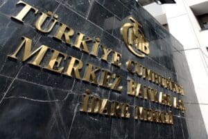 D&uuml;nya gazetesi yazarı&nbsp;Alaattin Aktaş&nbsp;Merkez Bankası'nın faizi y&uuml;zde 13'e indirmesini değerlendirdi.