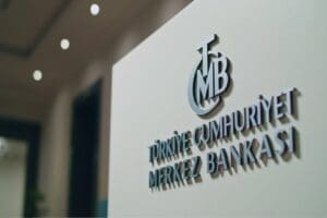 Ekonomistler TCMB faiz kararı beklentisini a&ccedil;ıklayarak yıl sonu politika faiz