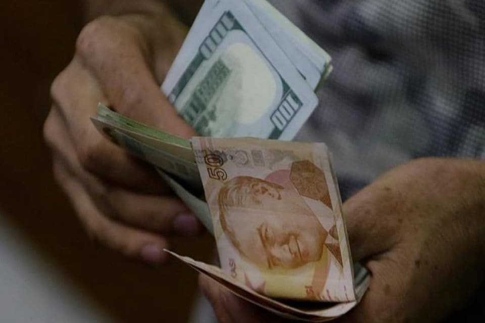 Ekonomist Evren Devrim Zelyut, bug&uuml;nk&uuml; yazısında dolar endeksindeki son hareketlerinin