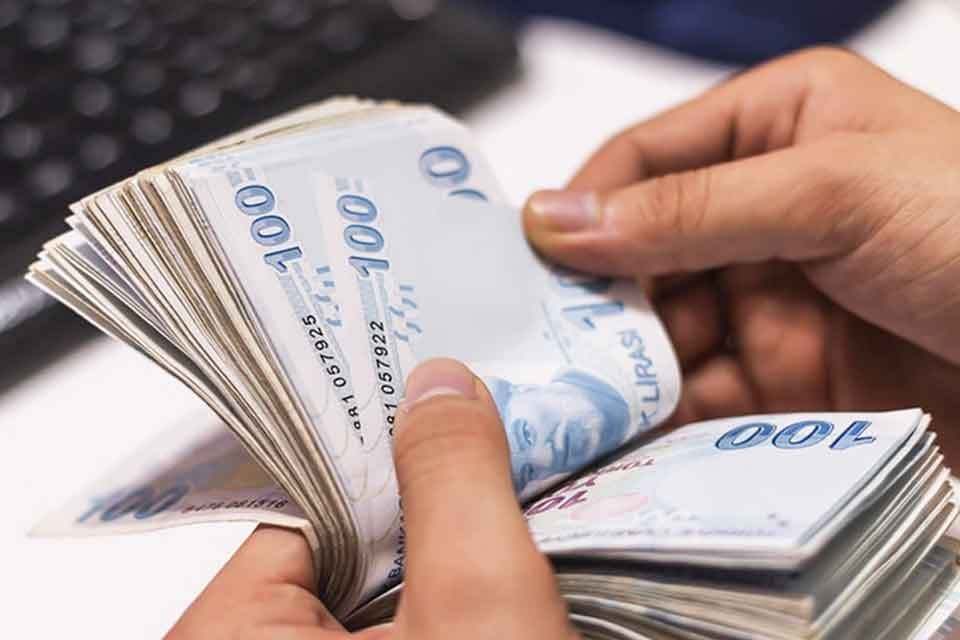 Merkez Bankası politika faizlerini y&uuml;kseltecek mi? Ekonomist Şeref Oğuz'dan bankada