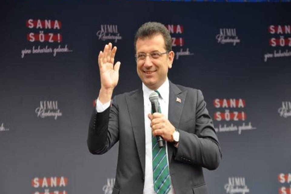 İstanbul B&uuml;y&uuml;kşehir Belediye Başkanı Ekrem İmamoğlu, "Devlet milletine fır&ccedil;a atmaz.