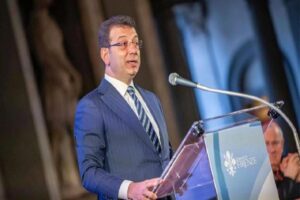 İBB Başkanı Ekrem İmamoğlu, sosyal medya hesabından paylaştığı bir videoyla