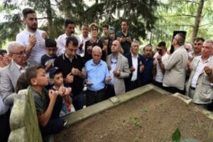İstanbul B&uuml;y&uuml;kşehir Belediye Başkanı Ekrem İmamoğlu'nun, İstiklal gazisi dedesi Mevl&uuml;t
