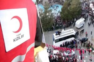 Konya Gen&ccedil; Kızılay Başkan Yardımcısı Abdullah Halit &Uuml;z&uuml;lmez, gazeteci Nevşin