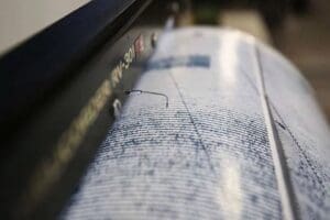 Kahramanmaraş'ın Elbistan il&ccedil;esinde saat 16.03'te 4 b&uuml;y&uuml;kl&uuml;ğ&uuml;nde deprem meydana geldi.