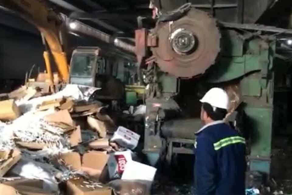 İZMİR'de polis ekiplerince son 4 ay i&ccedil;erisinde yapılan operasyonlarda ele